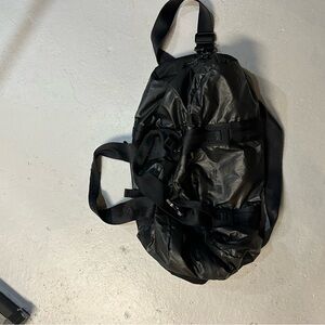 Lacoste crinkle black duffle/weekend bag
